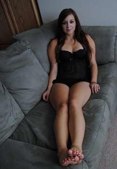 nude personals in Ontario girls photos